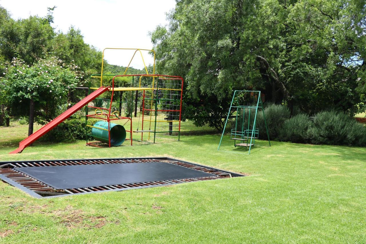 Olive Tree Farm Bed and Breakfast Magaliesburg Eksteriør billede