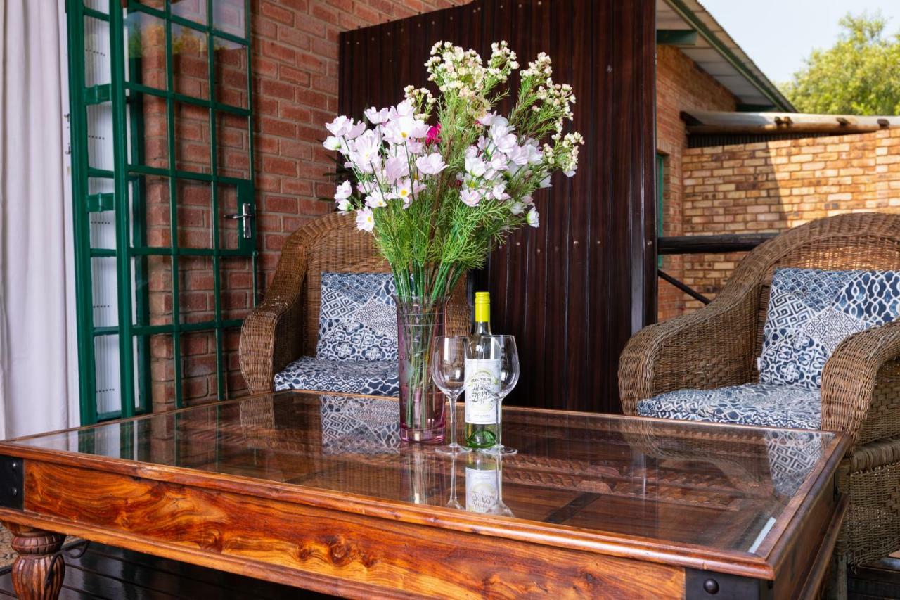 Olive Tree Farm Bed and Breakfast Magaliesburg Eksteriør billede